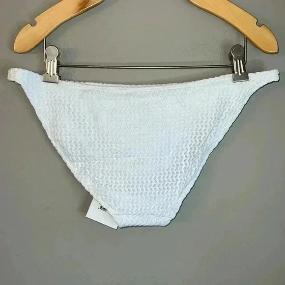 The Tropez Crochet Bikini Bottom in‎ White Size Large - Picture 3 of 6